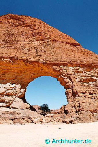 Eye of Tokou Arch-Tschad 