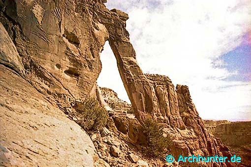 Spring Canyon Arch-Utah